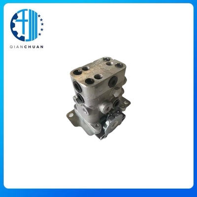 Foot Pedal Valve 702-16-04250 for Komatsu PC200-7 PC200-8 Excavator Spare Parts