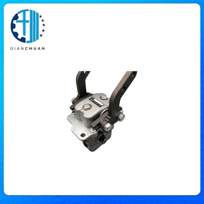 702-16-04250 702-16-01861 702-16-01542 Foot Pedal Valve For Komatsu PC200-7 PC200-8 Excavator