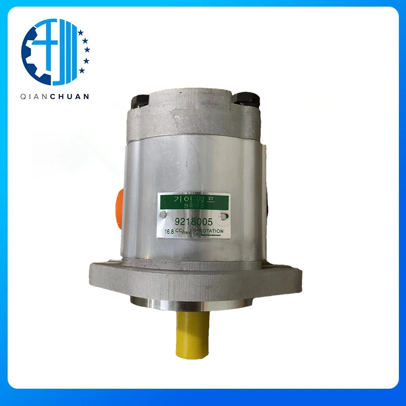 Hydraulic Gear Pump 9218005 For Isuzu 4BG1 4HK  Diesel  Engine Part